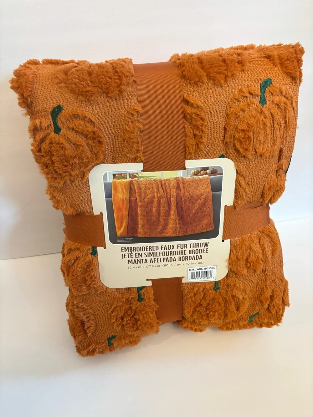 NWT Costco Halloween Faux Fur Embroidered Throw Blanket Pumpkin 60x70